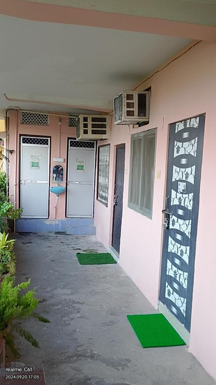 Ganga Paying Guest House Varanasi Rom bilde
