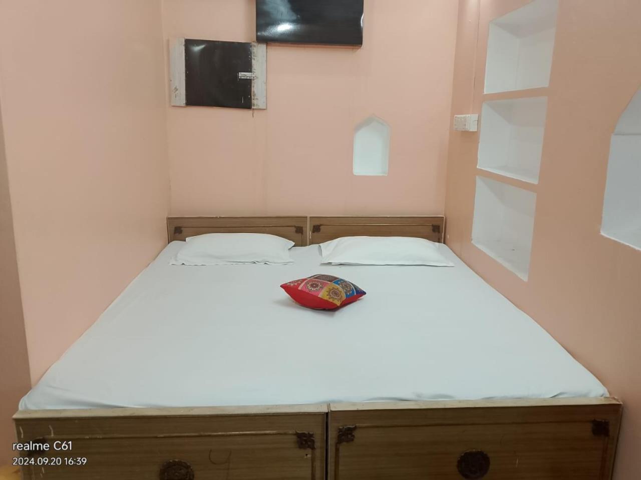 Ganga Paying Guest House Varanasi Rom bilde